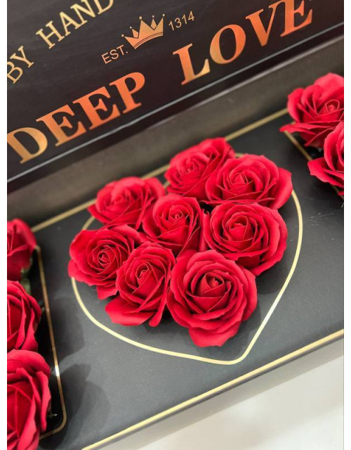 Κούτα Iloveyou Με Αρωματικά Σαπούνια Με Σχήμα Τριαντάφυλλο